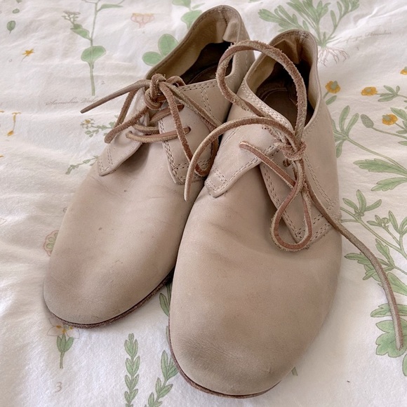 Frye Shoes - Frye Grace Suede Lace-Up Flats Sz 6.5
